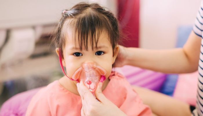 Cách chăm sóc trẻ em bị viêm phổi tại nhà