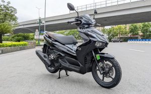 nên thay nhớt bao lâu một lần