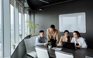 ánh sáng và âm thanh