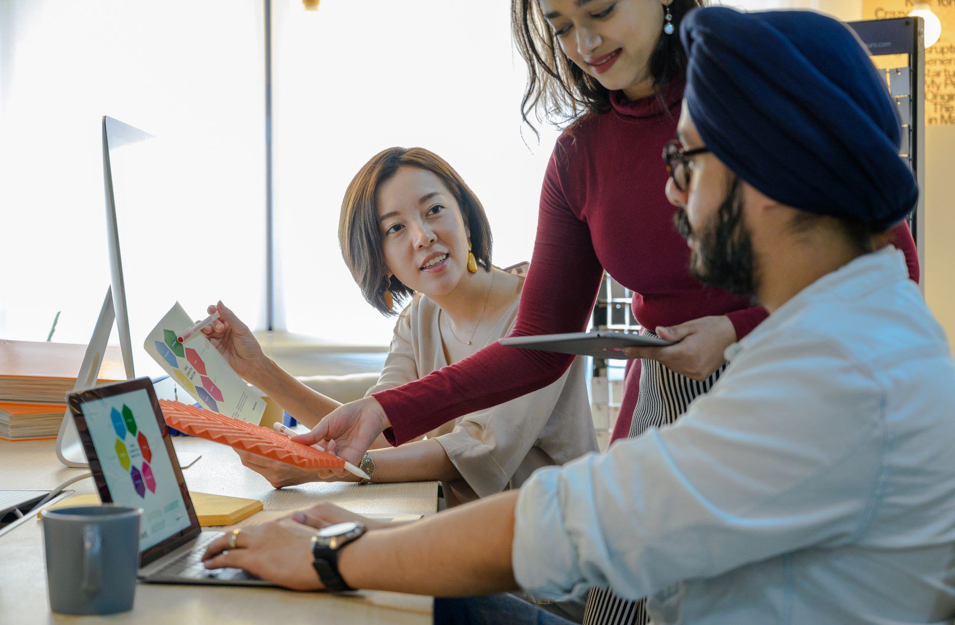 2. Sao Kim: UX UI đồng bộ với chiến lược thương hiệu 2. Sao Kim: UX UI đồng bộ với chiến lược thương hiệu